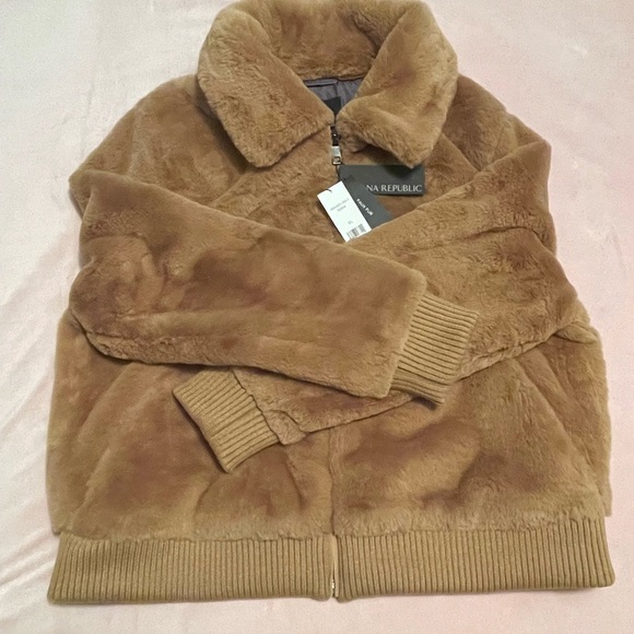 Banana Republic Faux Fur Bomber Jacket - Picture 1 of 6